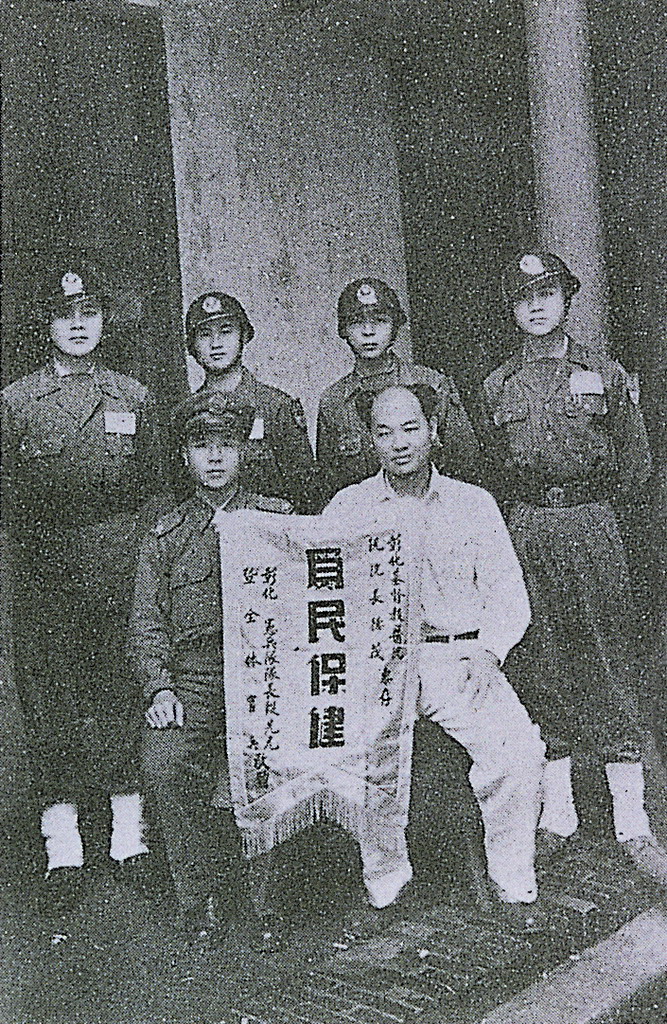 P4-23.jpg
