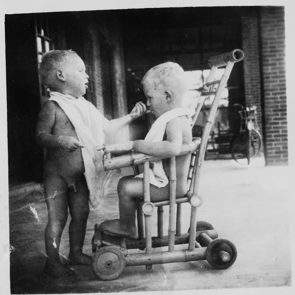 幼兒學步車.jpg